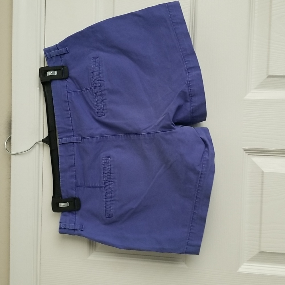 Old Navy Everyday Shorts - Picture 5 of 13
